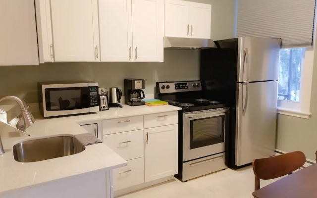 JstLikeHome - Downtown Suites