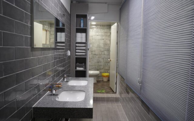 Red Stone Guest House