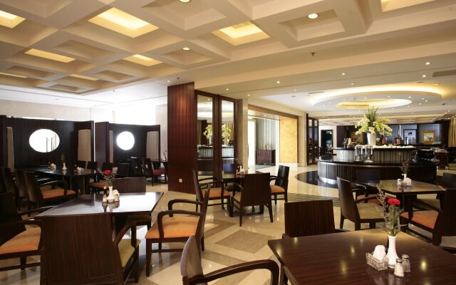 Donghu Lingang Hotel