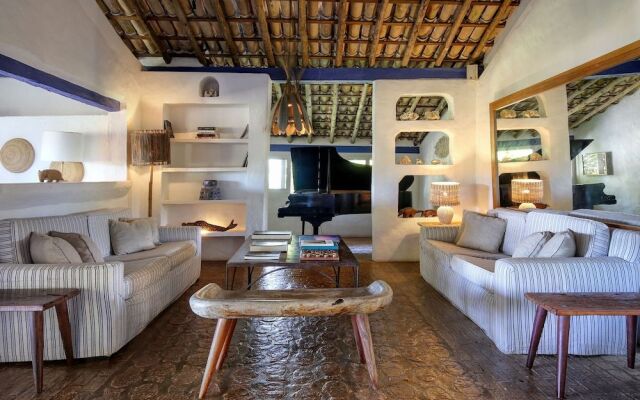 Hotel Calá & Divino