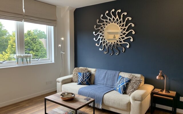 The Courtyard, Windsor, 2 Beds