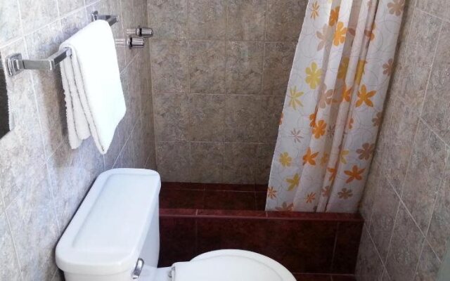 Hostal La Familia