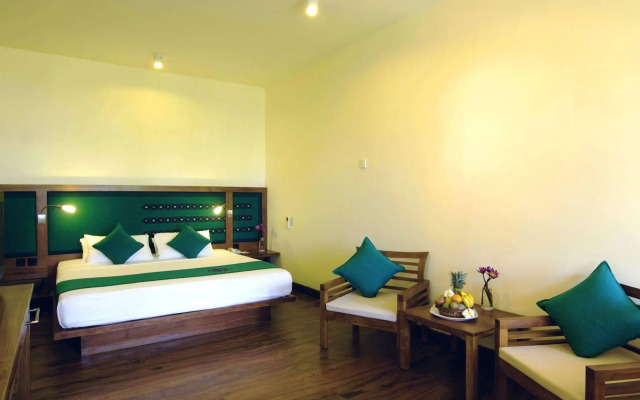 Mermaid Hotel & Club