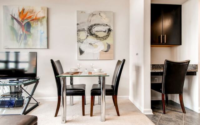 Bluebird Suites in Pentagon City