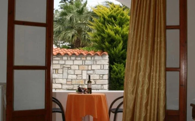 Vassiliki Rooms