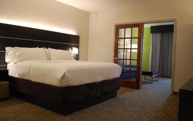 Holiday Inn Express Hotel and Suites Kingsport, an IHG Hotel