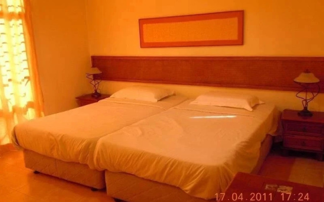 D Faro Bungalow Resort