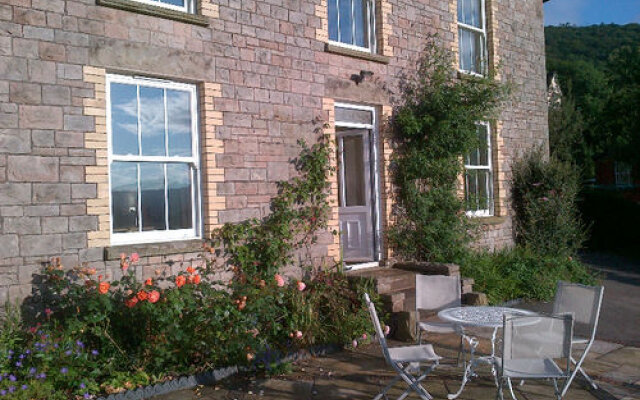 Ty Bryn Bed and Breakfast