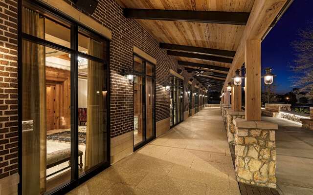 Brownwood Hotel & Spa