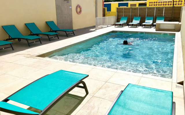 Karaibes Hotel & Residence
