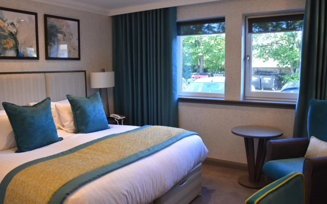 Carlton Hotel