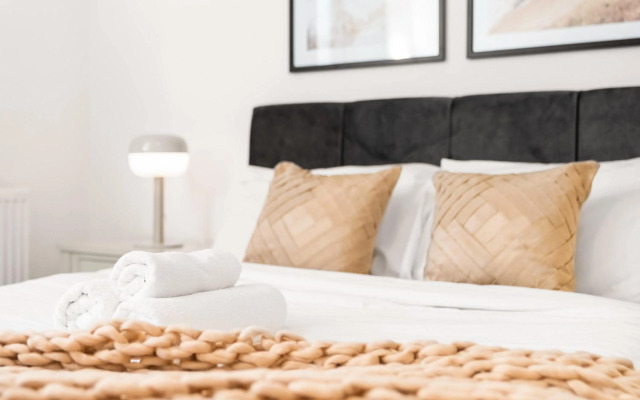 Spacious 2 Bedroom Comfy Apartment - The Arcadian