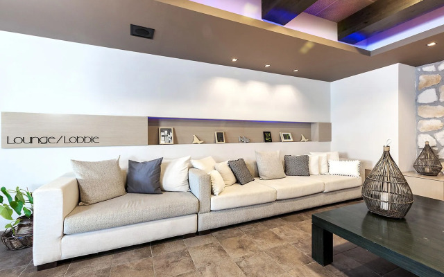 Memories Beach Hotel