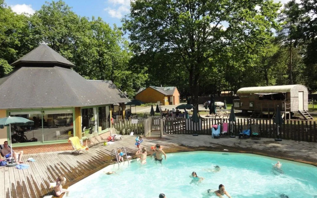 Huttopia Lac de Sillé