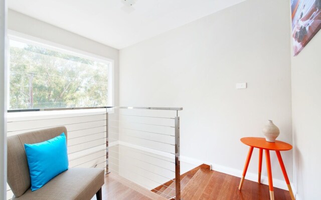 The Seahorse, 137 Government Road