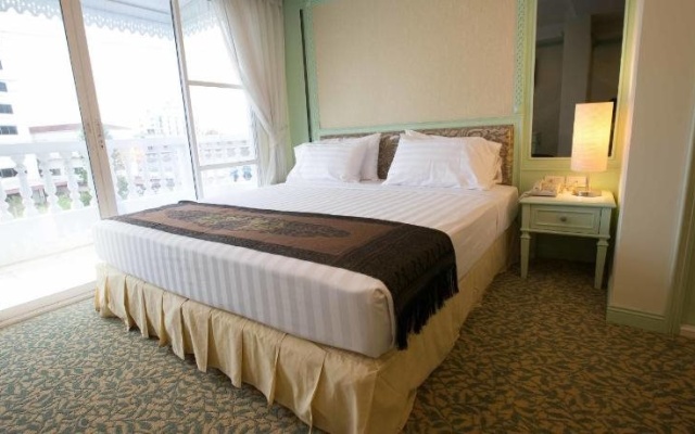 The Brilliant Palace – Guest Rooms – Bangkok