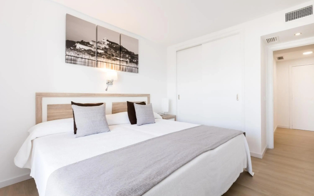 Marina Palace Apartments