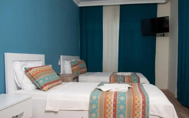 Mavi Yaprak Hotel