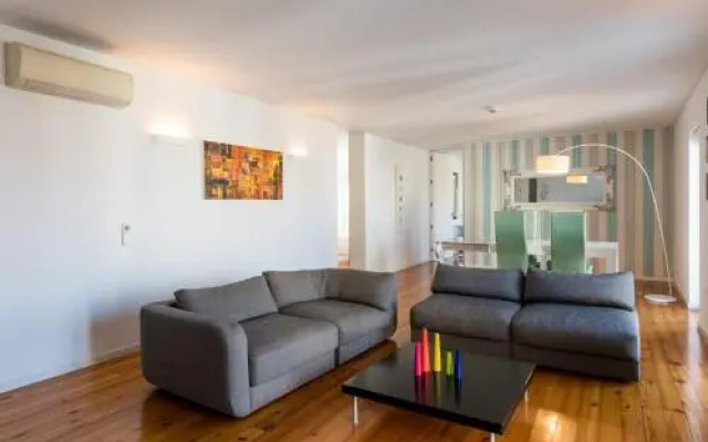 Pateo Lisbon Lounge Suites