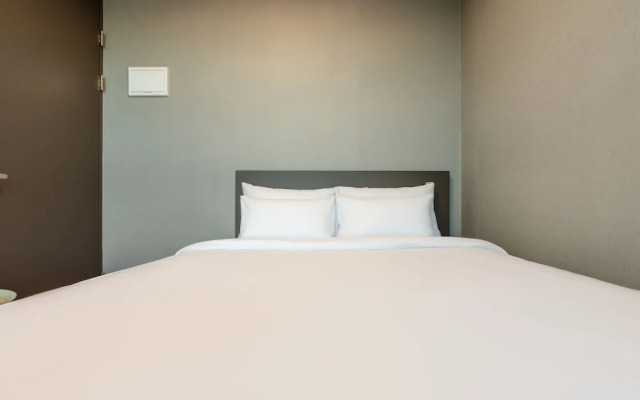 Radiant Nampo Hotel