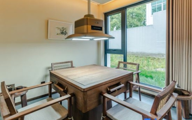 Meirongxin Fuchun Hidden Crossing Hotel – Balcony – Hangzhou