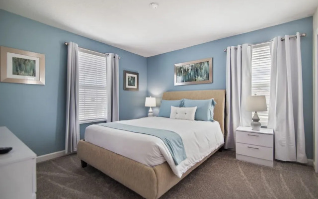 8BR ChampionsGate Pool Home wTheater