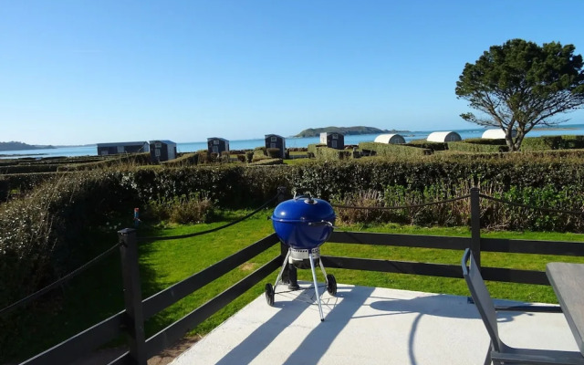 Magnificent Villa by the sea