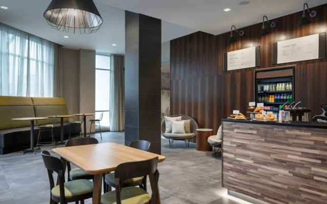 Courtyard By Marriott Nanaimo