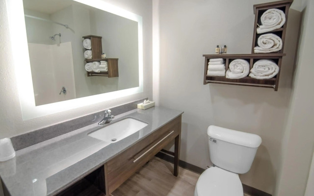 Holiday Inn Express Paris-Canal de la Villette by IHG