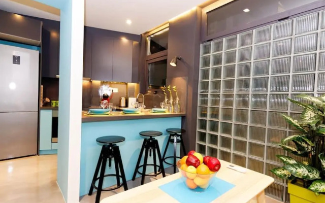 2 bedroom design apartment in Athens center