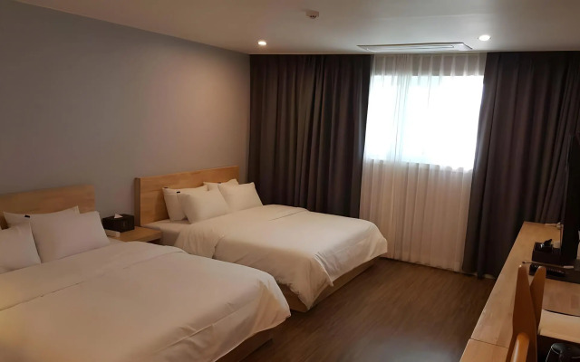 Gangneung Pine City Hotel
