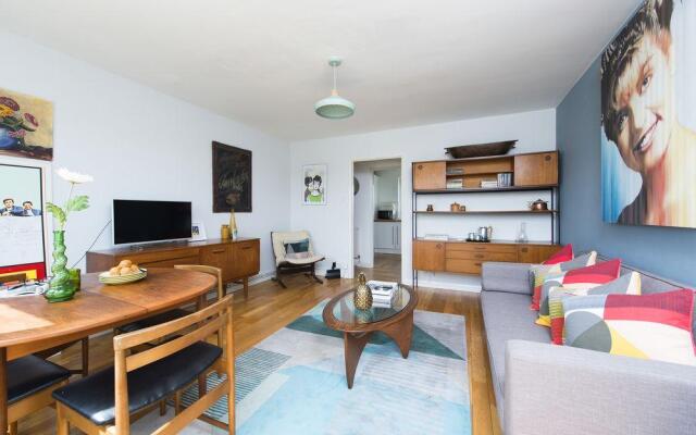 Central Stylish 2BR Flat with Tower Bridge Views