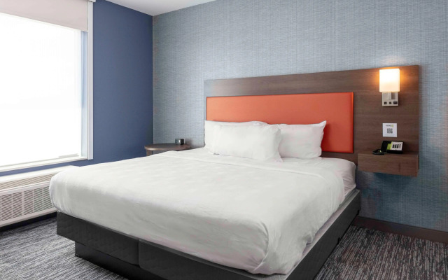 Home2 Suites by Hilton Northville Detroit