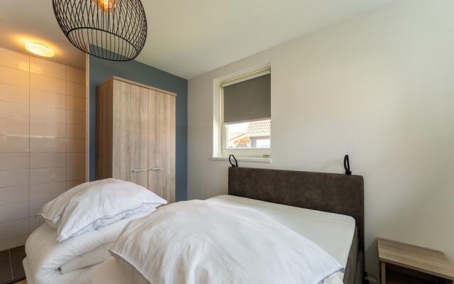 Seaside Comfort Near Scherpenisse