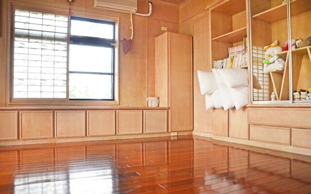Kaohsiung Meinong Rabbit Paul Homestay B&B