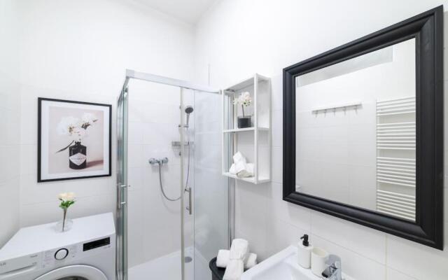 Beautiful apartment in Vienna's heart 1b