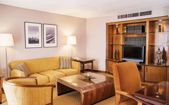 Crown Hotel