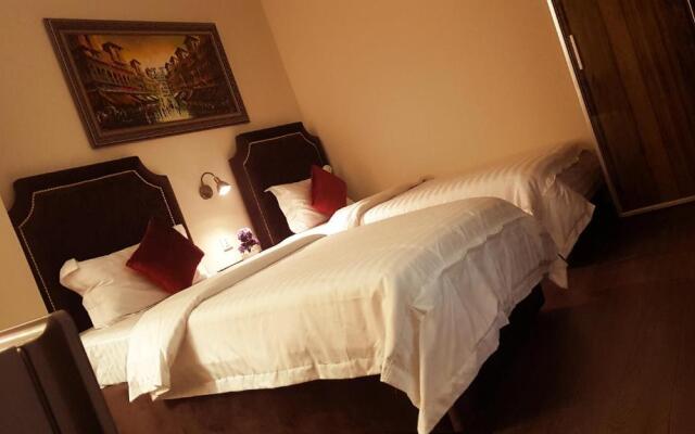 Alnoor Luxury Hotel Apartments