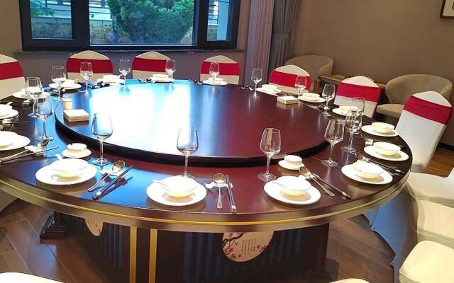 Yueyang Yueqi Hotel