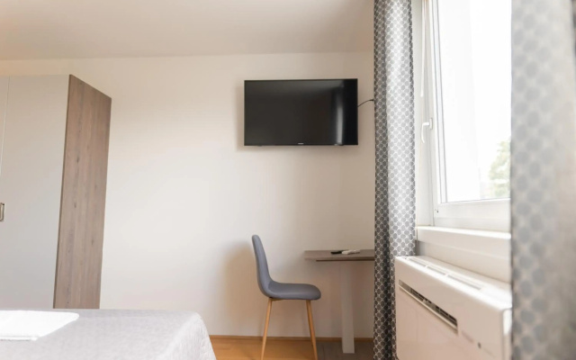 Apartment Hotel Triester