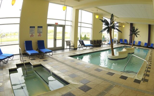 DoubleTree by Hilton Bay City - Riverfront