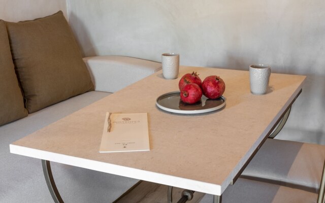 Inotropes Boutique Suites - Adults Only