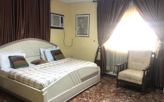 Sena Hotel And Resort