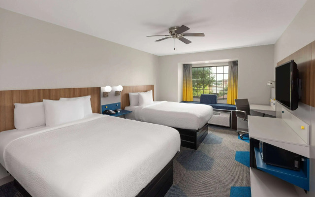 Microtel Inn & Suites by Wyndham Buda Austin South