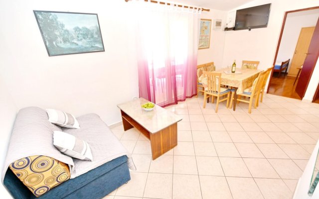 Apartment With 3 Bedrooms in Vir, With Enclosed Garden and Wifi - 250