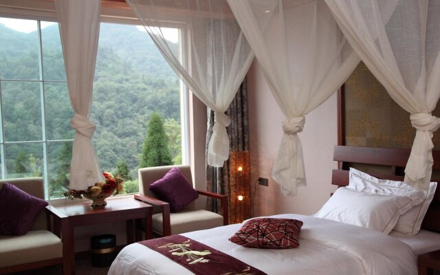 Panshan Tingquan Tuwo Holiday Resort