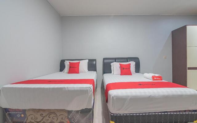 RedDoorz Syariah @ Jalan Tjilik Riwut