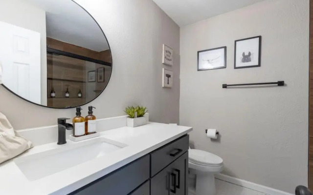 Lavish Hidden Gem Pet Friendly