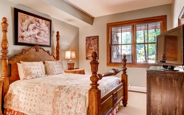 Bachelor Gulch Village