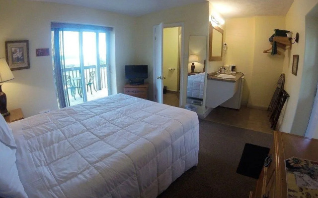 Waterview On The Bay